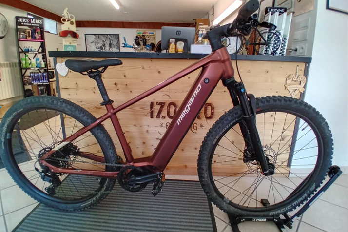 velo gravel en location Izoardcycling