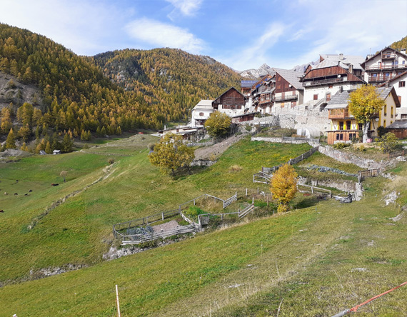 village traditionnel du queyras